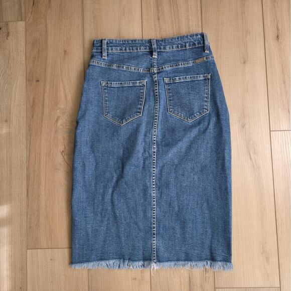 KanCan Denim High Rise Button Front Knee Length Denim Skirt Women Sz XS - Picture 7 of 8